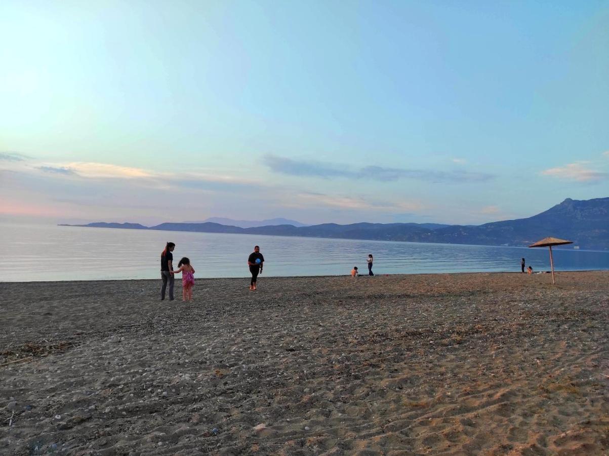 Sun, Sea, And Sand-Only 20 Footsteps To The Beach Corinth Exteriér fotografie